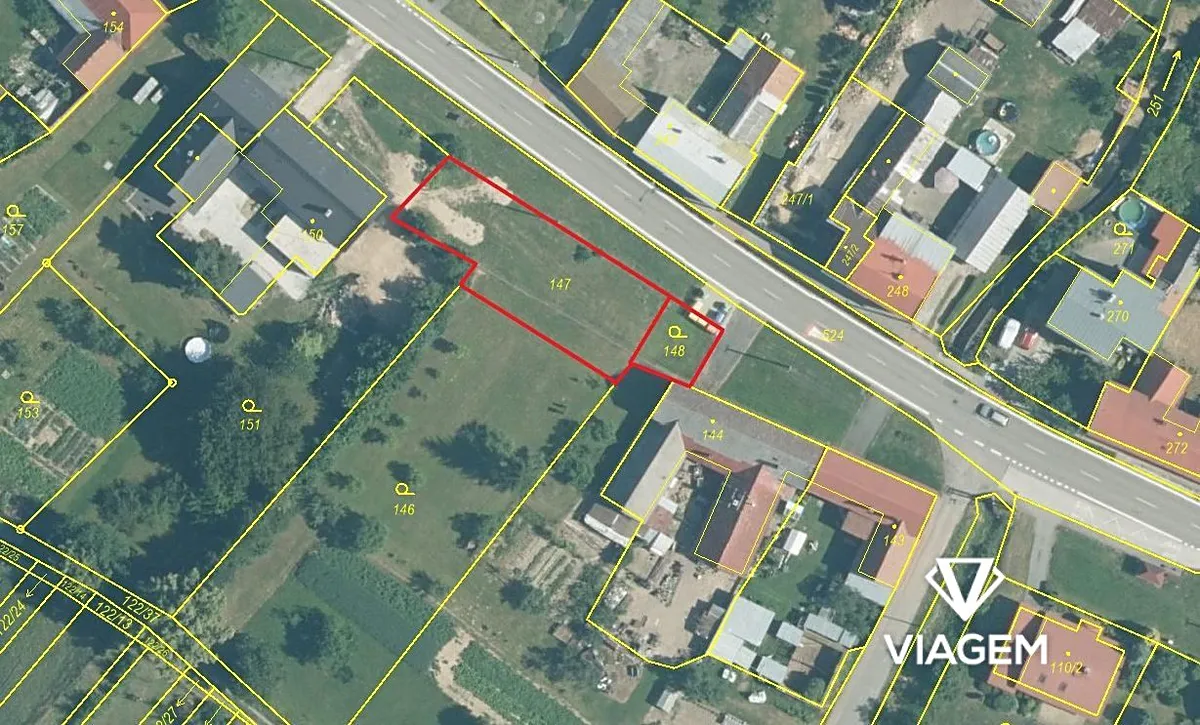 Prodej podílu 1/6 pozemku 103 m²